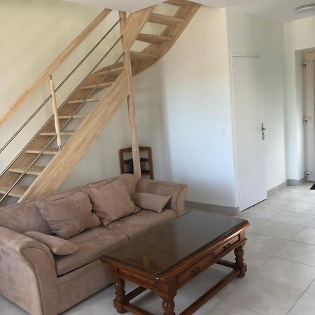 Residence Merlin Appartement Arthur Saint-Malon-sur-Mel ภายนอก รูปภาพ