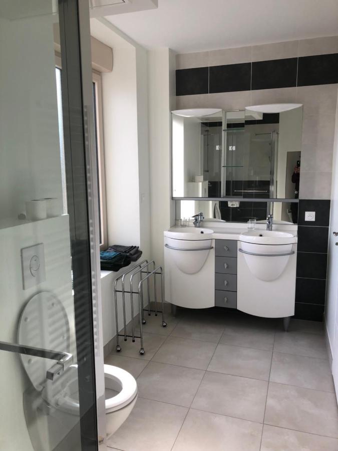 Residence Merlin Appartement Arthur Saint-Malon-sur-Mel ภายนอก รูปภาพ