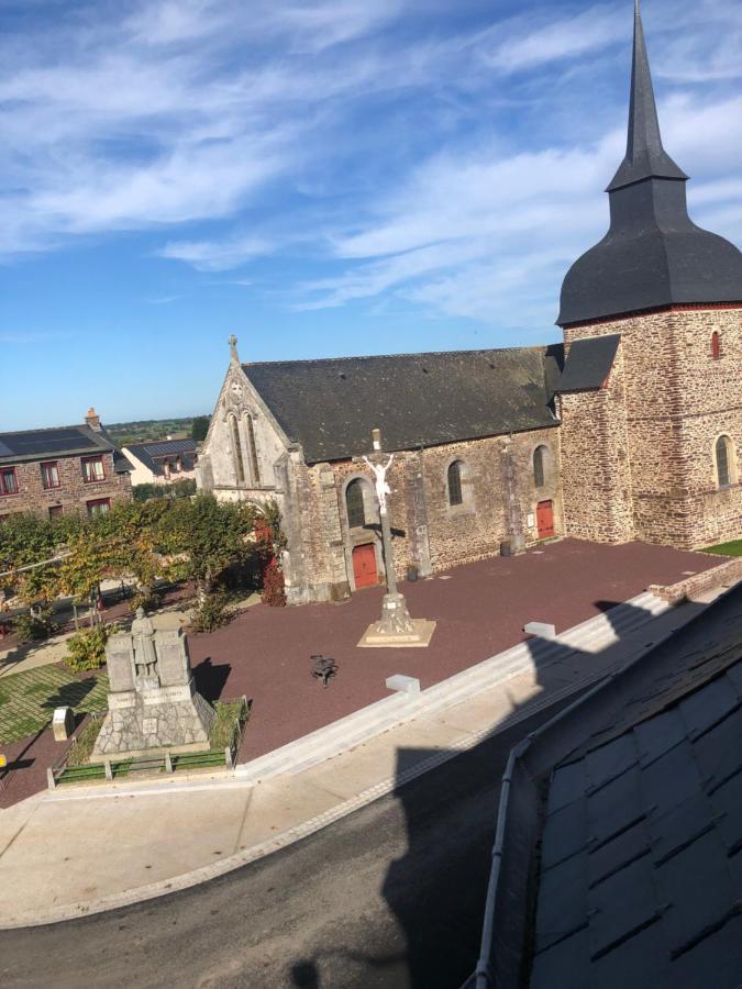 Residence Merlin Appartement Arthur Saint-Malon-sur-Mel ภายนอก รูปภาพ