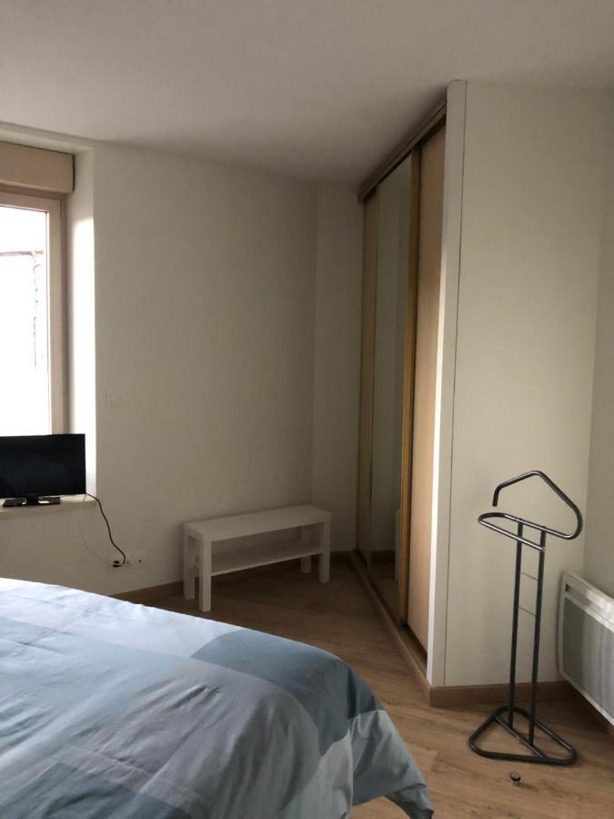 Residence Merlin Appartement Arthur Saint-Malon-sur-Mel ภายนอก รูปภาพ